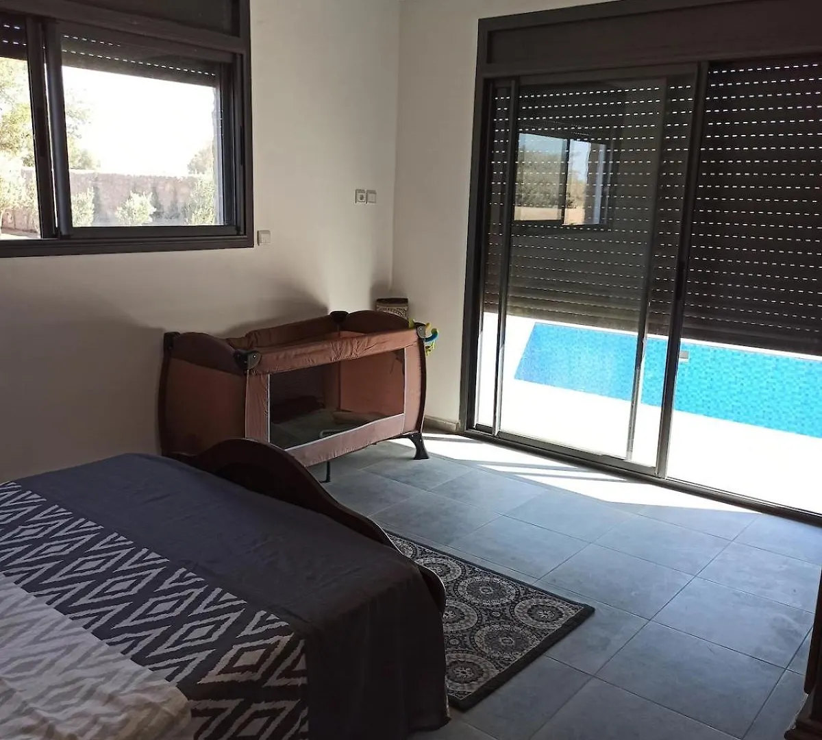 Charmante Villa 15 Min Suvayr