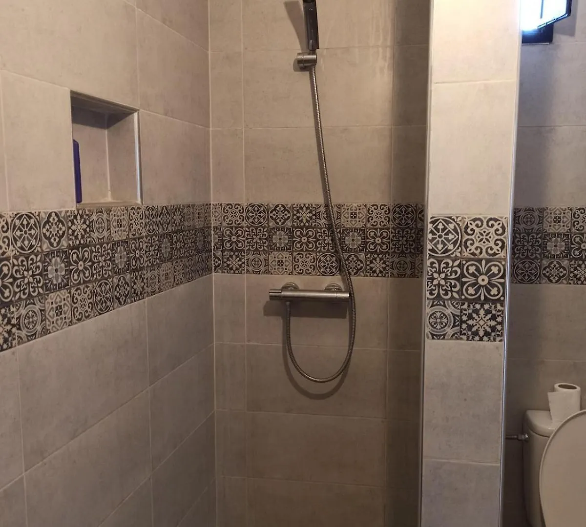 Charmante Villa 15 Min Suvayr