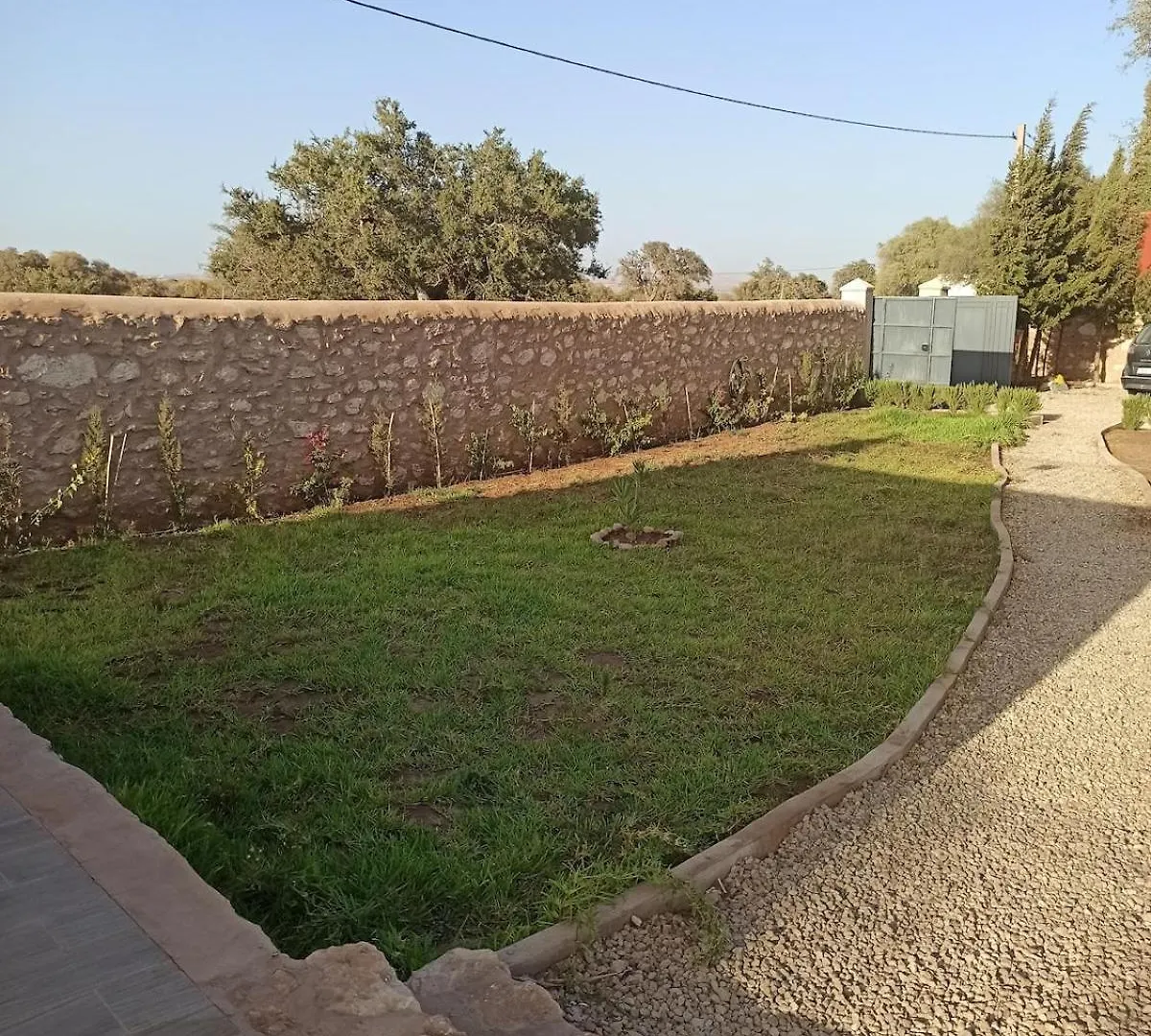 Charmante Villa 15 Min Suvayr
